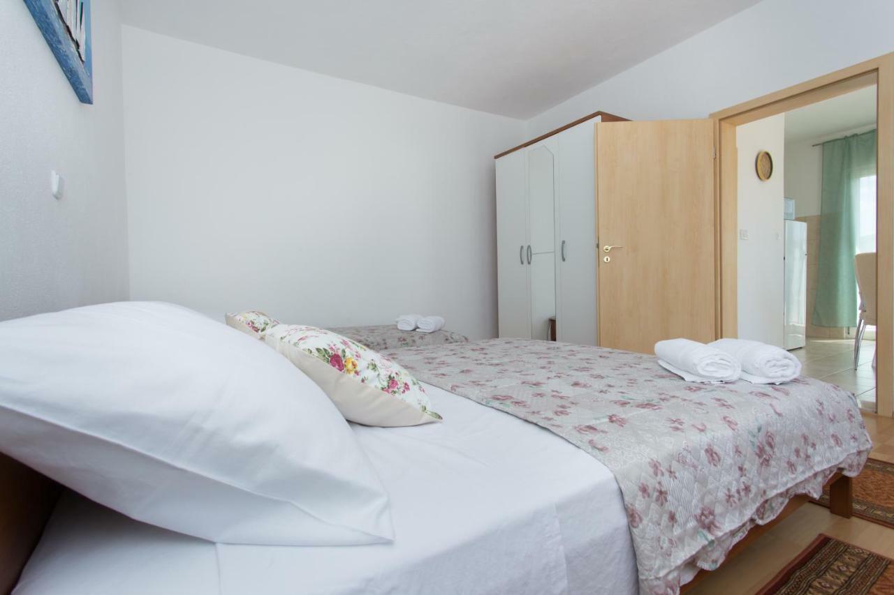 Apartman Paula 1 Apartment Vinisce ภายนอก รูปภาพ