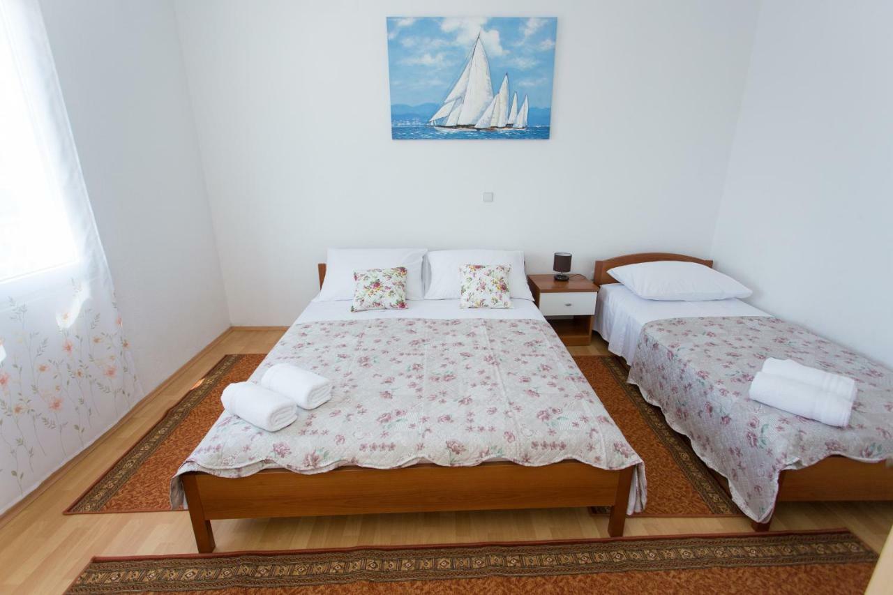 Apartman Paula 1 Apartment Vinisce ภายนอก รูปภาพ